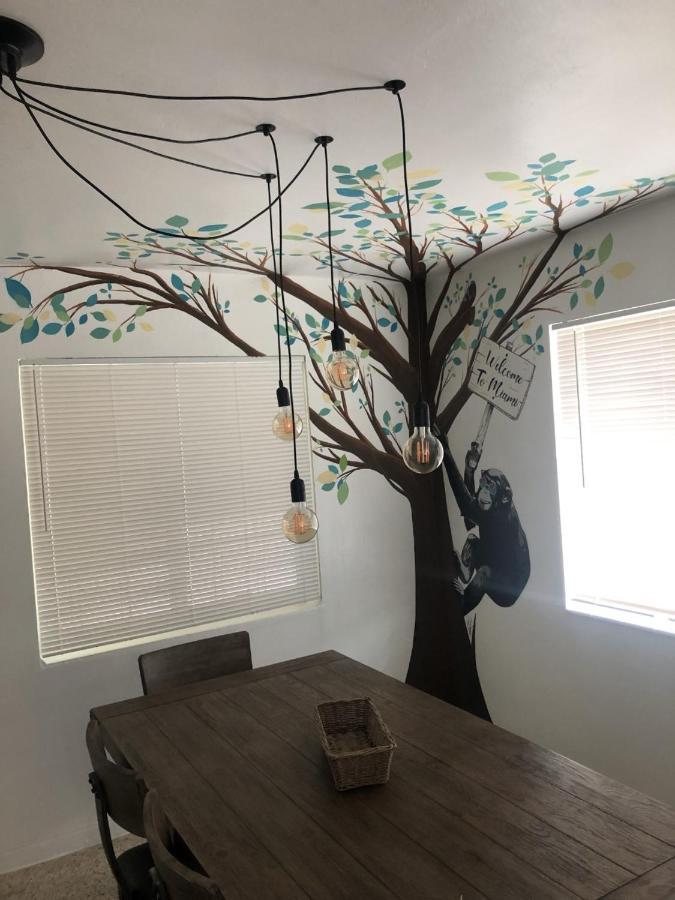 Stayover In Miami Home 2Br - 1Bth - Free Parking Buitenkant foto
